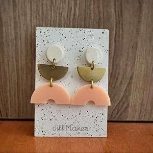 ✨ Jill Makes Acrylic + Brass Colored Statement Earrings ✨